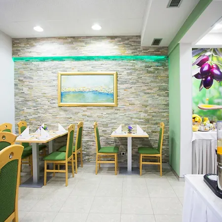 Hotel More فندق سبليت
