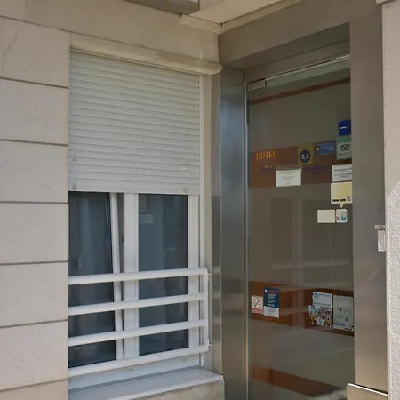 فندق Hotel More