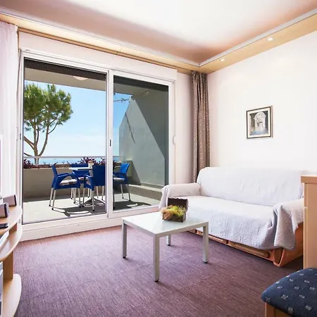 Hotel More فندق 3*