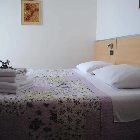 Hotel More Hotel 3*