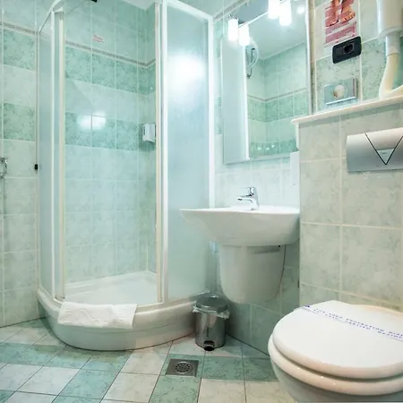 Hotel More 3*