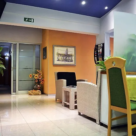 Hotel More Готель Спліт