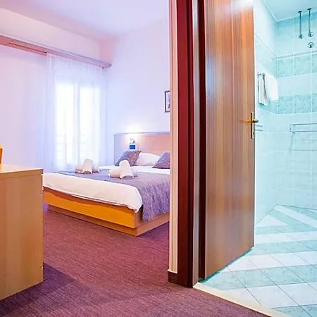 Hotel More Готель