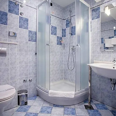 Hotel More Готель Спліт