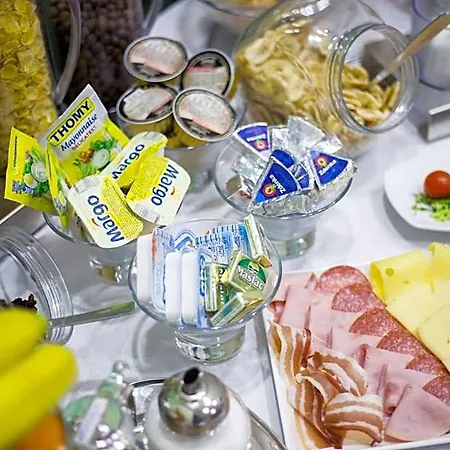 Hotel More Готель Спліт