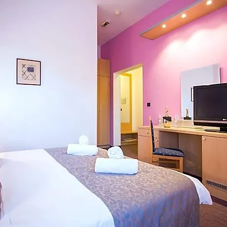 Hotel More Готель